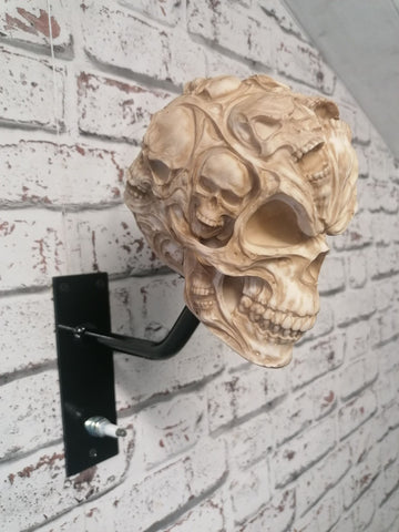 💀LAST DAY 50% OFF - 🏴‍☠️Motorcycle Helmet and Jacket Skull Holder